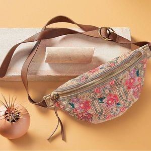 Sundance. Maeve belt bag.